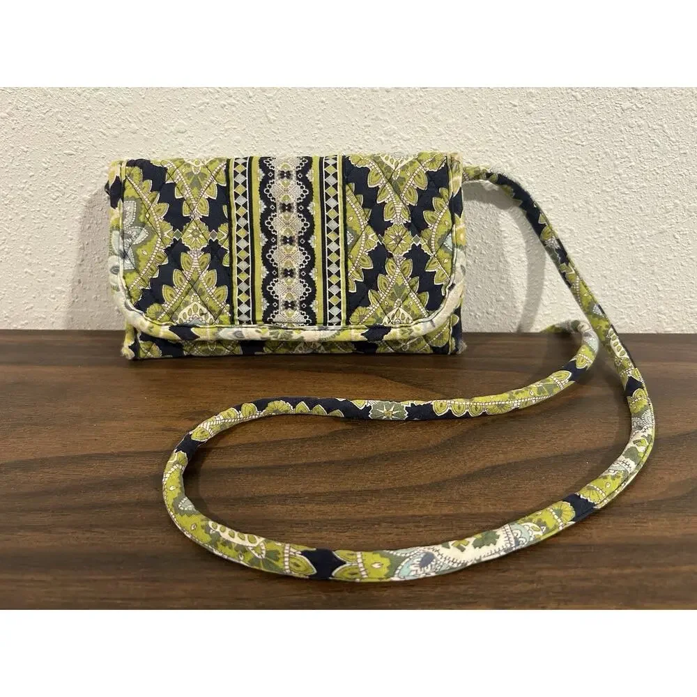 Vera Bradley Crossbody Trifold Wallet Purse Small Green Blue Paisley‎ Strap